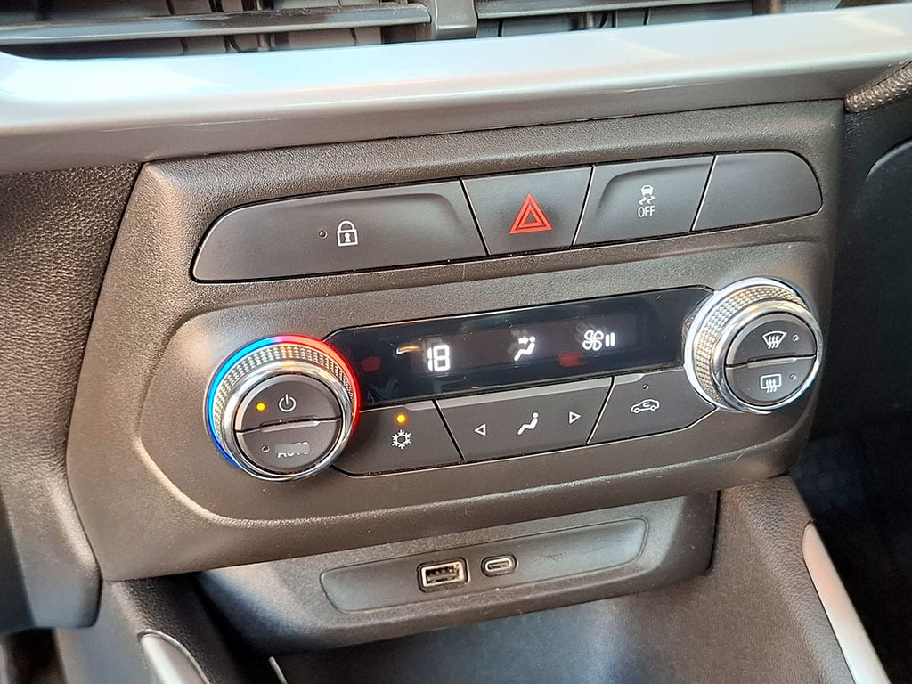 Chevrolet Montana 1.2 Premier año 2023
