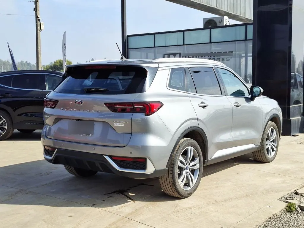 Ford Territory Titanium año 2024