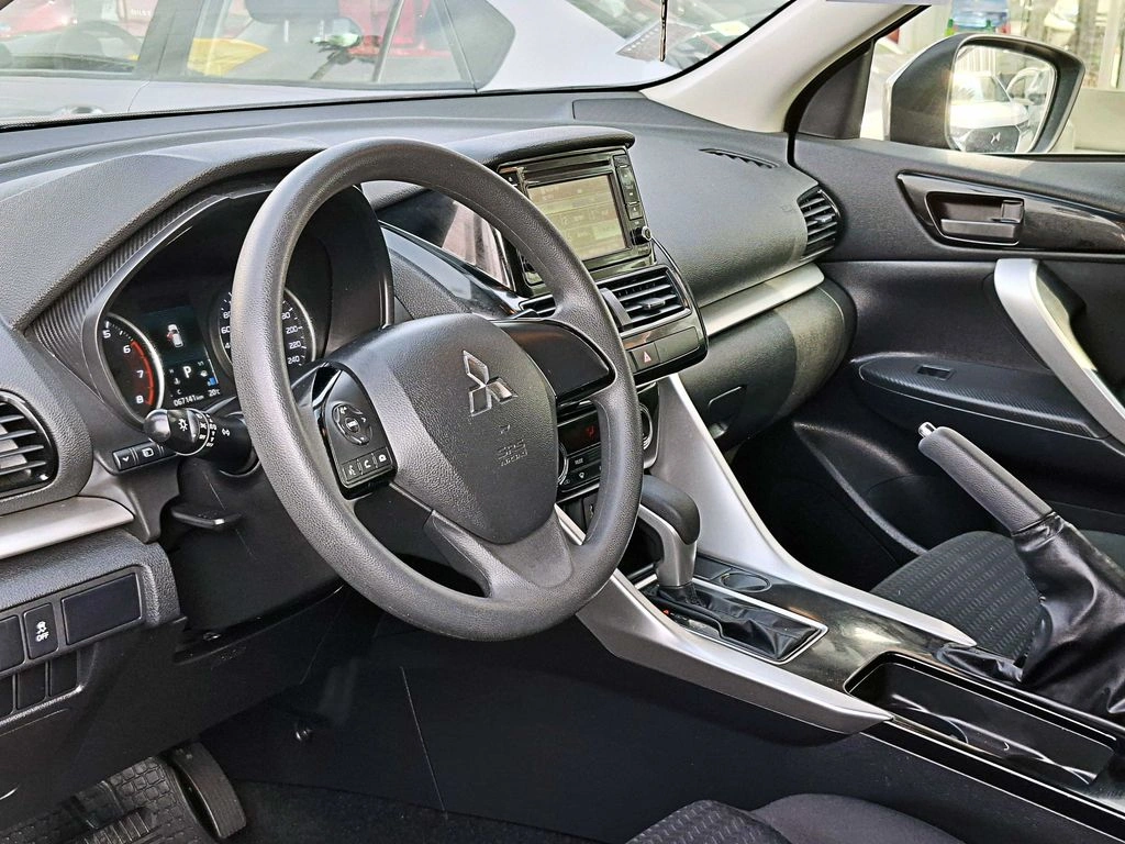 Mitsubishi Eclipse Cross 1.5 Rx 4x2 At 5p año 2023