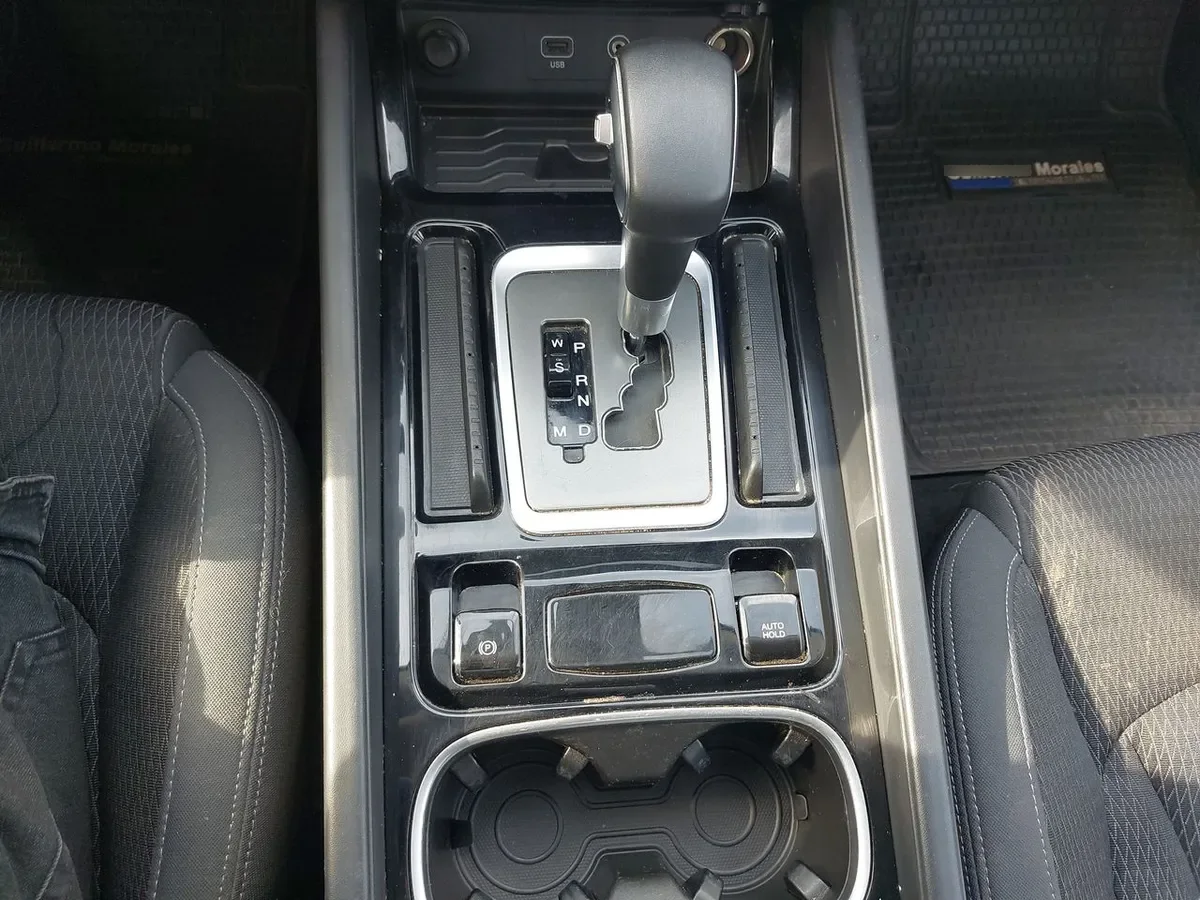 Ssangyong Rexton 2.2t Glx Diesel 4x2 6ab 8at 5p año 2021