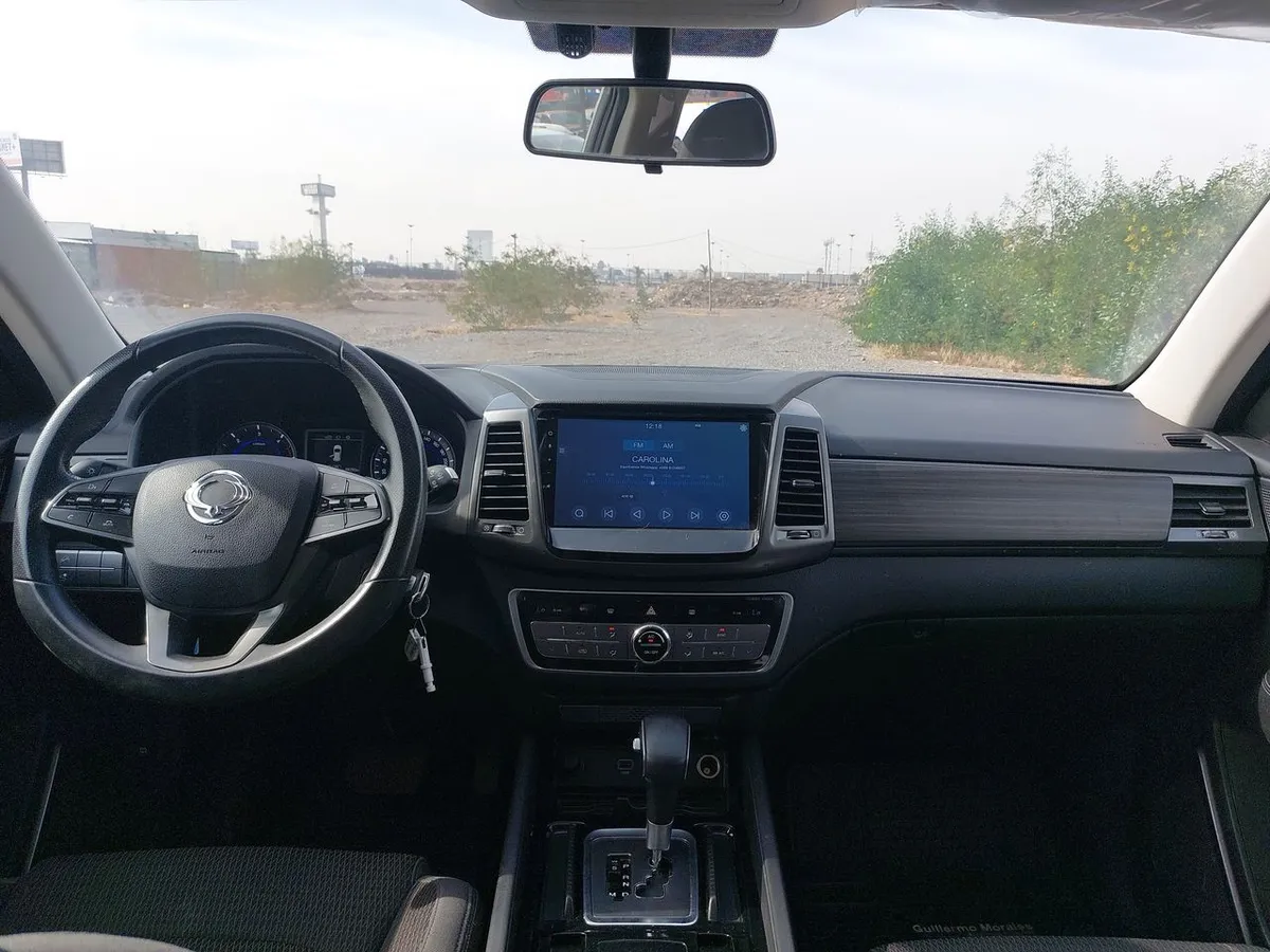 Ssangyong Rexton 2.2t Glx Diesel 4x2 6ab 8at 5p año 2021