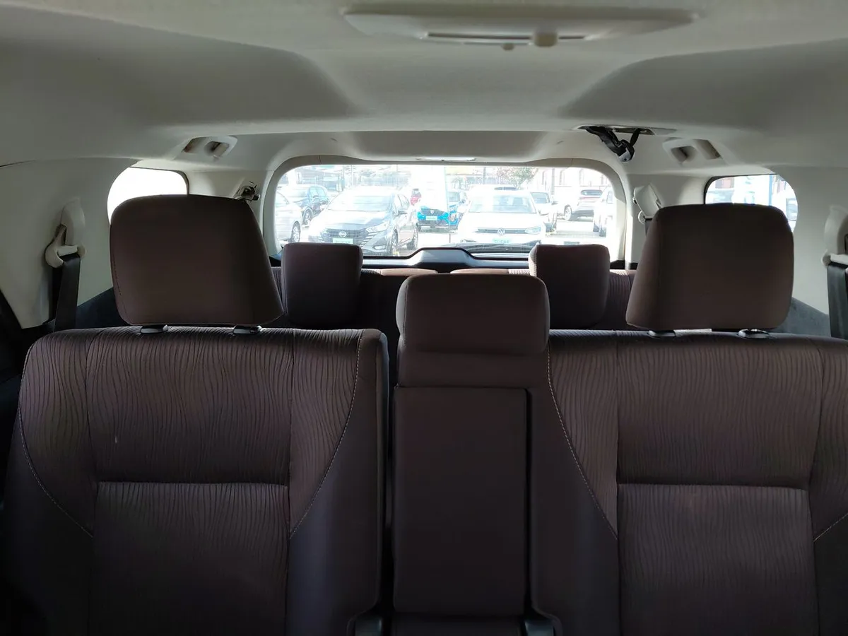 Toyota Fortunner 2.7 Sr5 4x2 At 5p año 2019