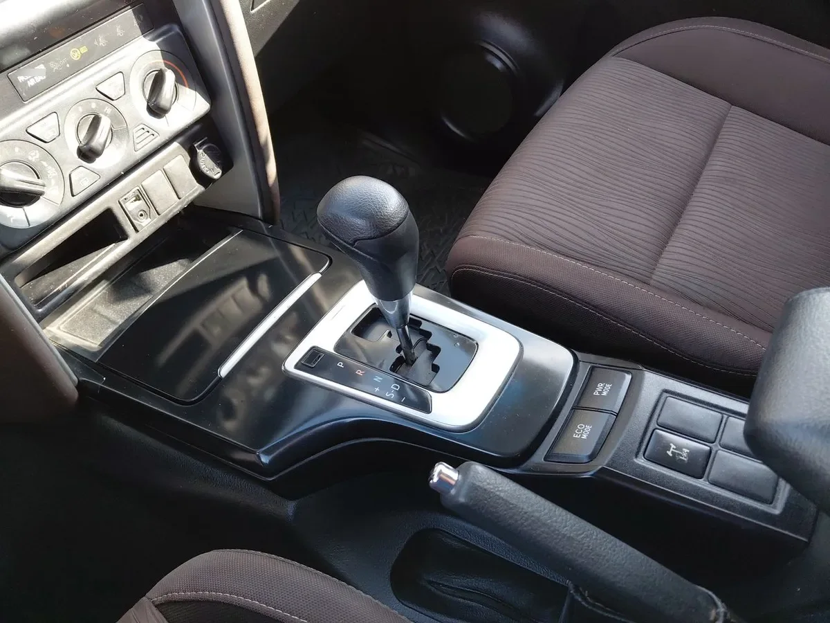 Toyota Fortunner 2.7 Sr5 4x2 At 5p año 2019
