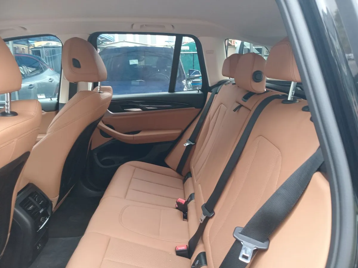 BMW X3 2.0 Dynamic Lci 20i S-Drive 4x2 At 5p año 2024