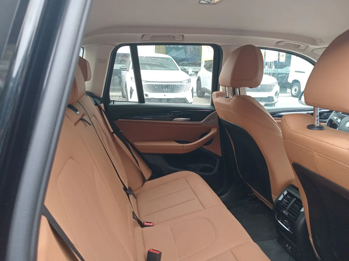 BMW X3 2.0 Dynamic Lci 20i S-Drive 4x2 At 5p año 2024