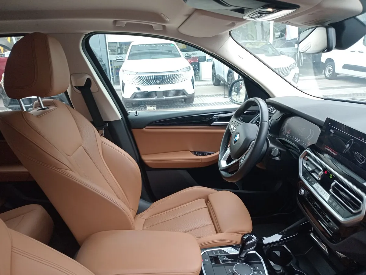 BMW X3 2.0 Dynamic Lci 20i S-Drive 4x2 At 5p año 2024