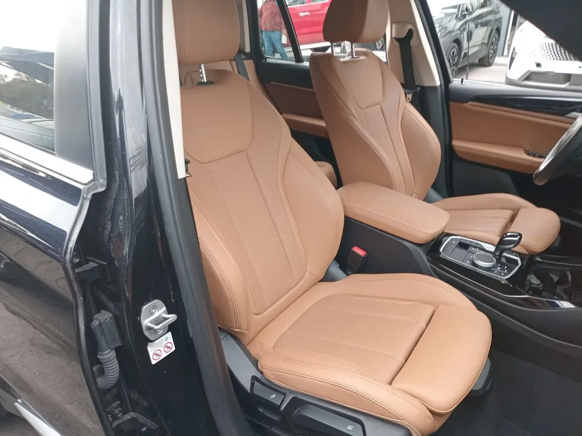 BMW X3 2.0 Dynamic Lci 20i S-Drive 4x2 At 5p año 2024