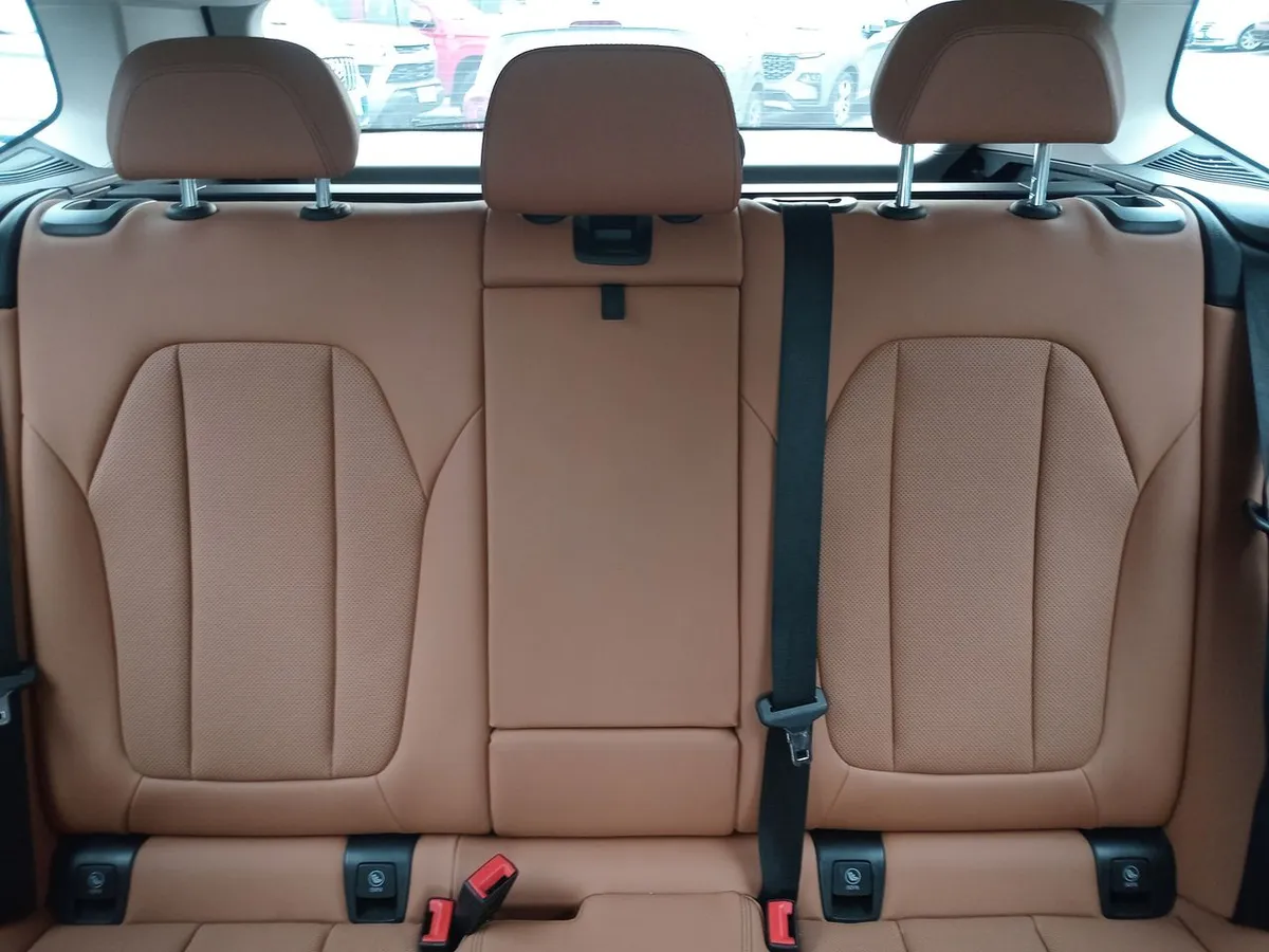 BMW X3 2.0 Dynamic Lci 20i S-Drive 4x2 At 5p año 2024