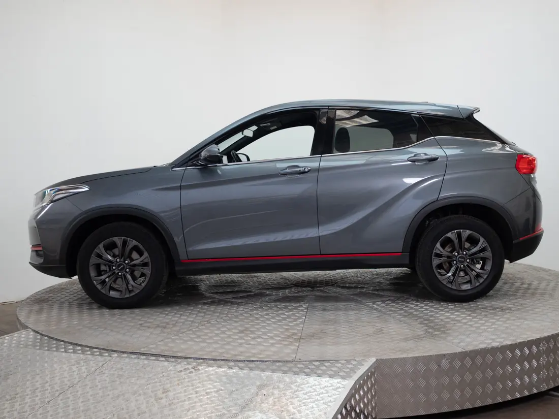 DFSK Suv 500 1.5 Luxury 4x2 Cvt At 5p año 2025