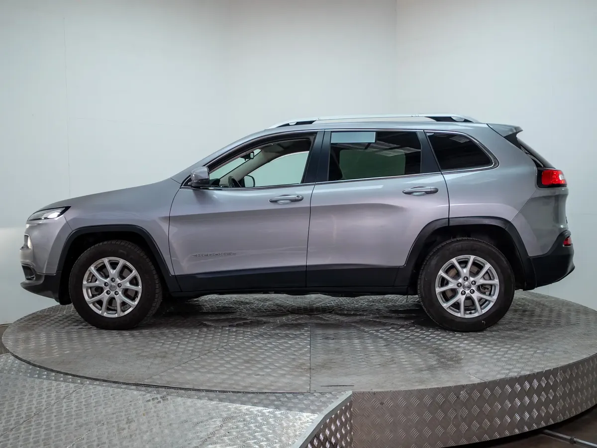 Jeep Cherokee Cherokee Longitud At 4x4 año 2018
