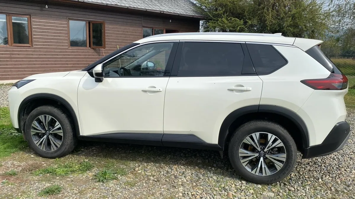 NISSAN X-TRAIL 2.5 Advance At año 2026