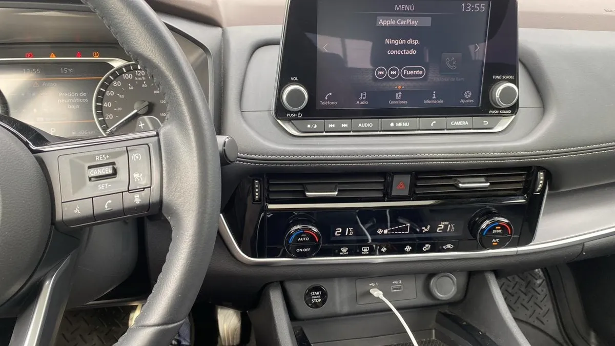 NISSAN X-TRAIL 2.5 Advance At año 2026