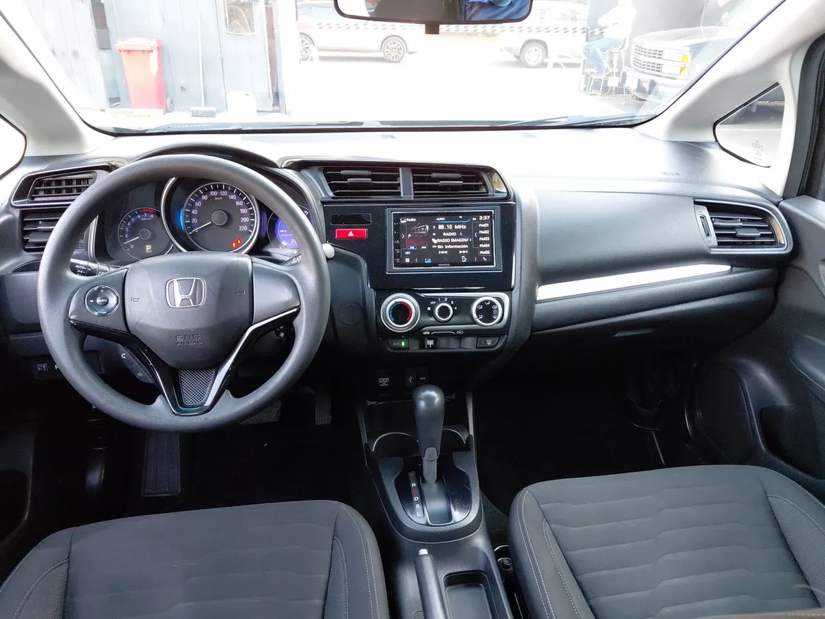 Honda Wr-V 1.5 Lx 4x2 Cvt At 5p año 2021