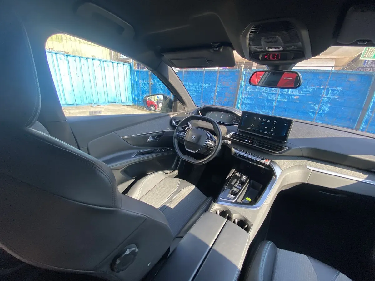 Peugeot 3008 1.6 Allure Pack Thp 165 4x2 Eat6 5p año 2024