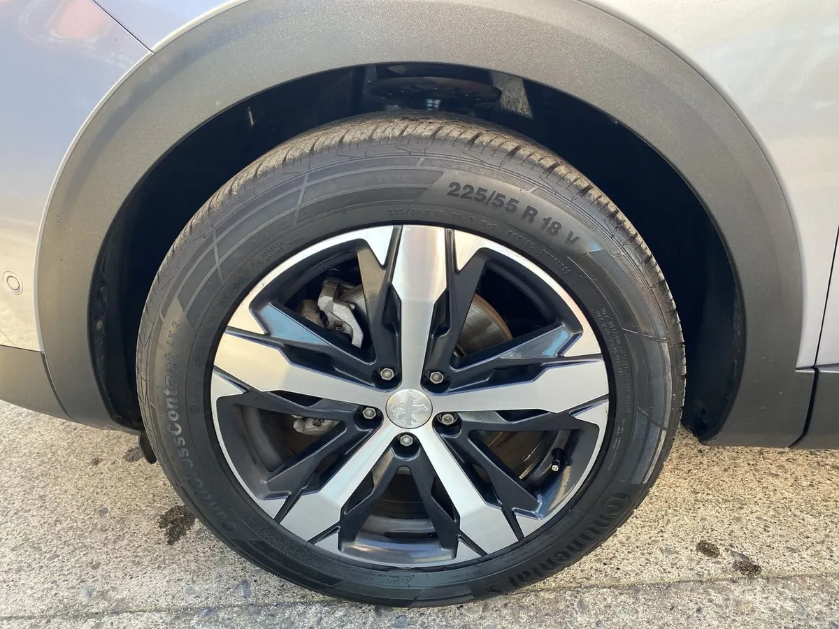 Peugeot 3008 1.6 Allure Pack Thp 165 4x2 Eat6 5p año 2024