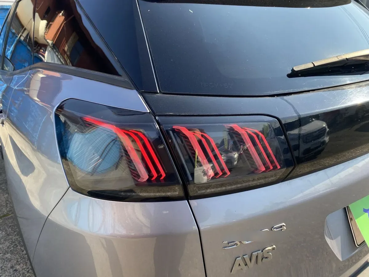 Peugeot 3008 1.6 Allure Pack Thp 165 4x2 Eat6 5p año 2024