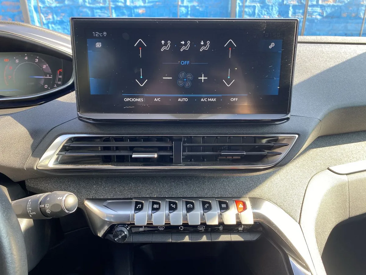 Peugeot 3008 1.6 Allure Pack Thp 165 4x2 Eat6 5p año 2024
