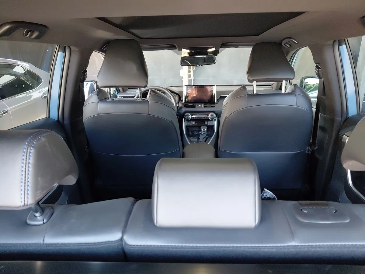 Toyota Rav 4 2.5 Xse Hybrid 4x2 Cvt At 5p año 2025