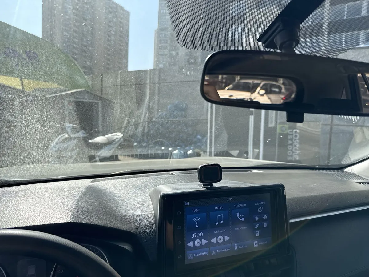 Toyota Rav 4 2.0 Le 4x2 Mt 5p año 2021