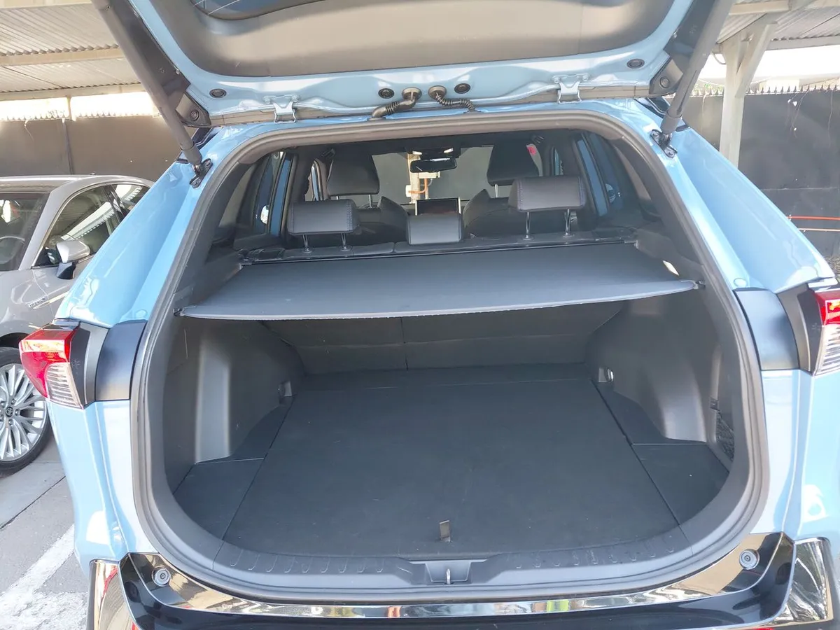 Toyota Rav 4 2.5 Xse Hybrid 4x2 Cvt At 5p año 2025