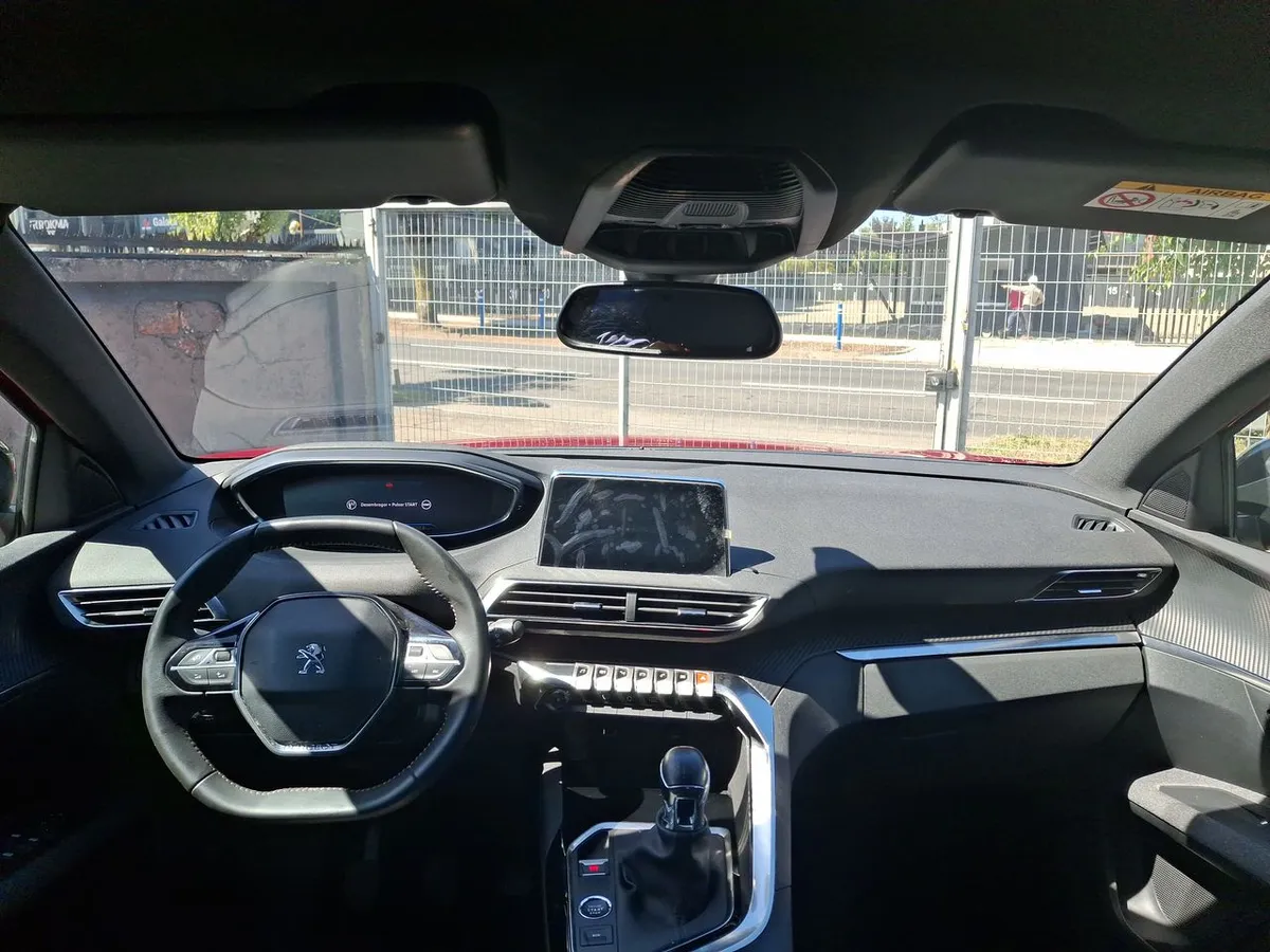 Peugeot 3008 1.2 Active Pack Puretech 130 4x2 Mt6 5p año 2024