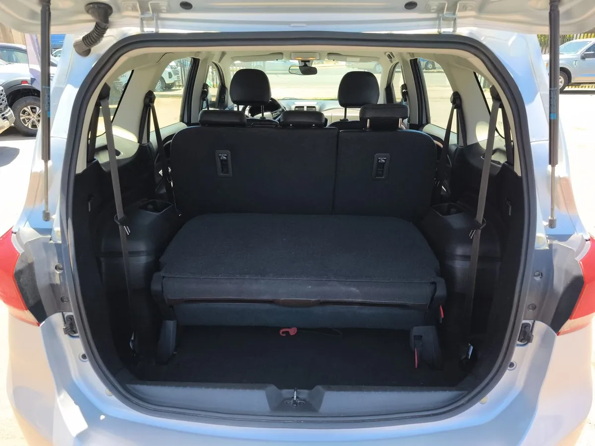 Chevrolet Spin 1.8 Premier 4x2 Mt 5p año 2021