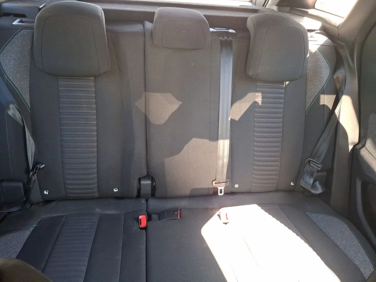 Peugeot 3008 1.2 Active Pack Puretech 130 4x2 Mt6 5p año 2024