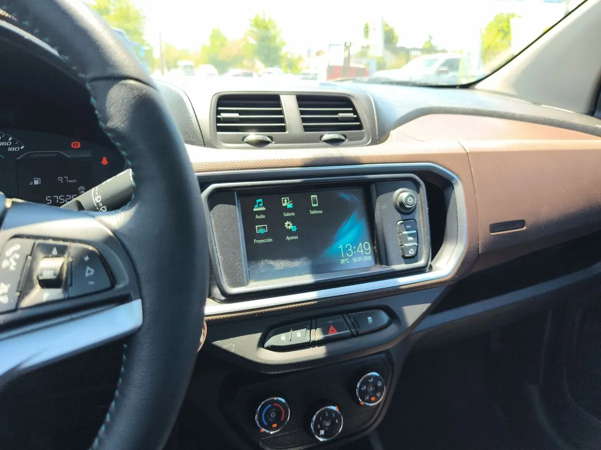 Chevrolet Spin 1.8 Premier 4x2 Mt 5p año 2021