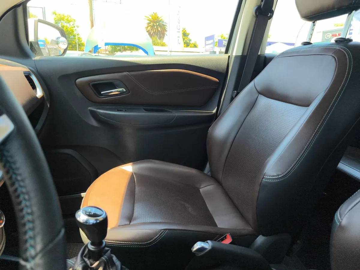 Chevrolet Spin 1.8 Premier 4x2 Mt 5p año 2021