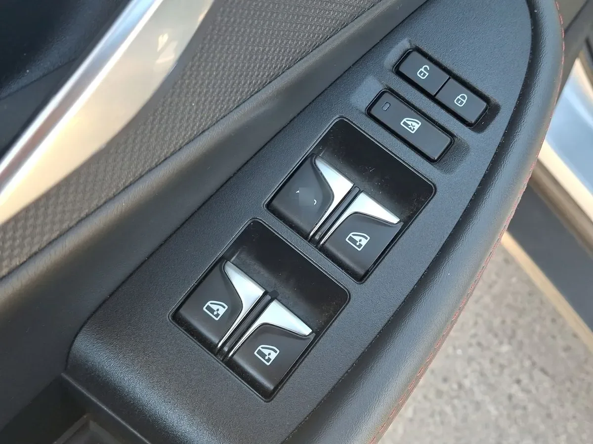Changan Uni-T 1.5 Luxury 4x2 At 5p año 2022