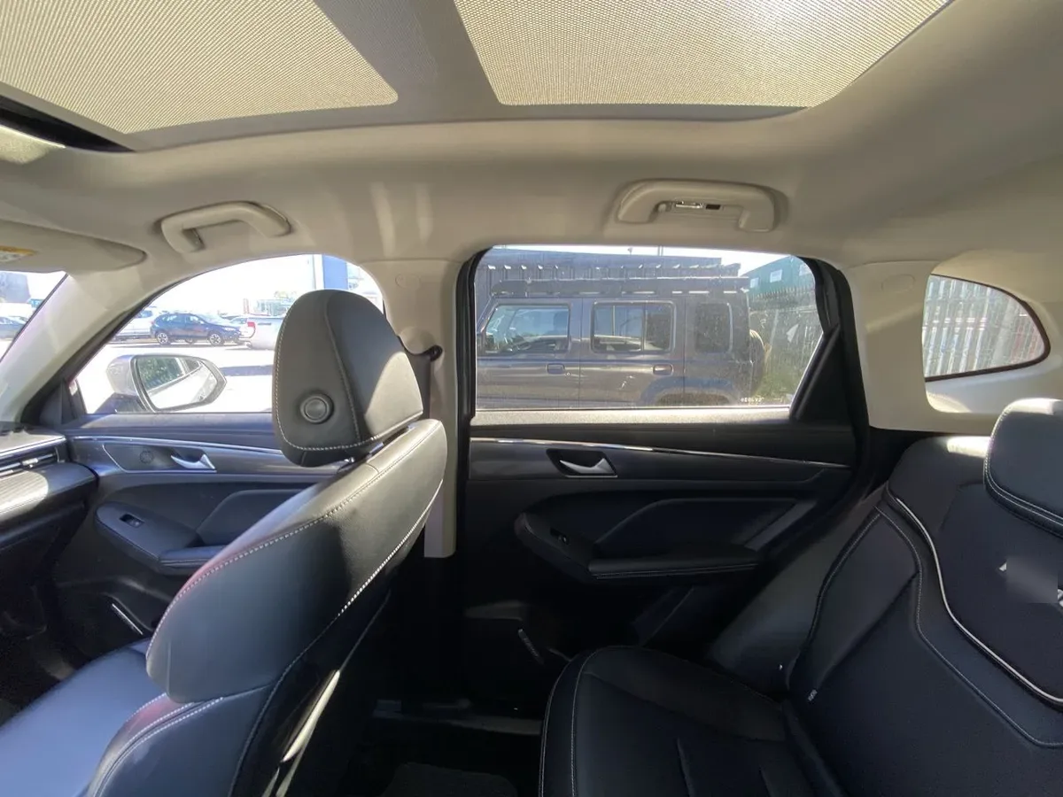 Haval Jolion 1.5t Deluxe Hybrid 4x2 At 5p año 2024