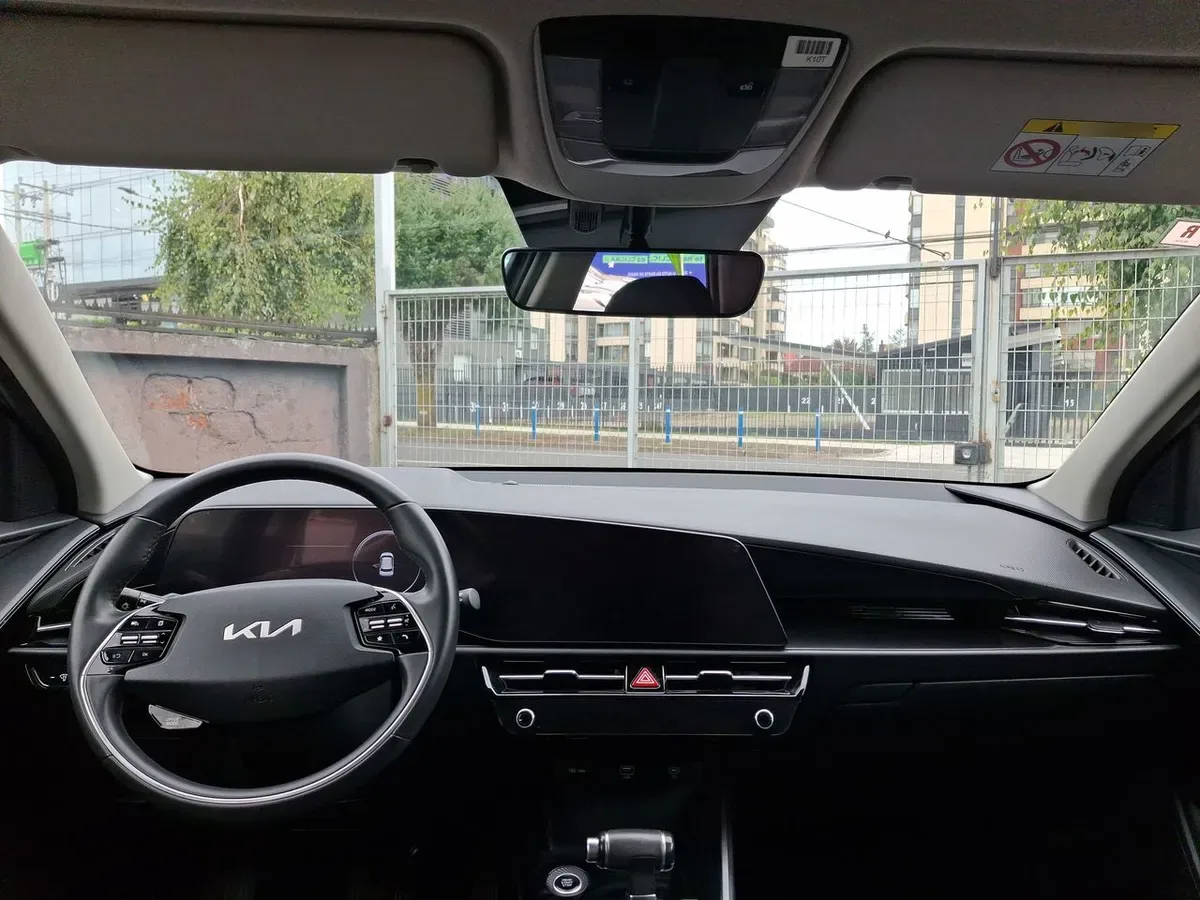 Kia Niro 1.6l Gdi Lx Hev Hybrid 4x2 6dct At 5p año 2023