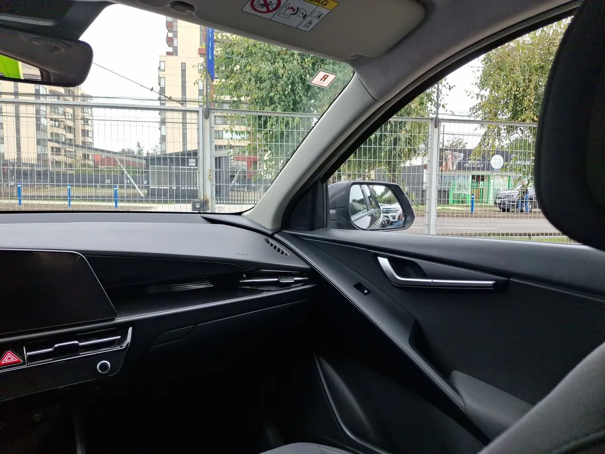 Kia Niro 1.6l Gdi Lx Hev Hybrid 4x2 6dct At 5p año 2023