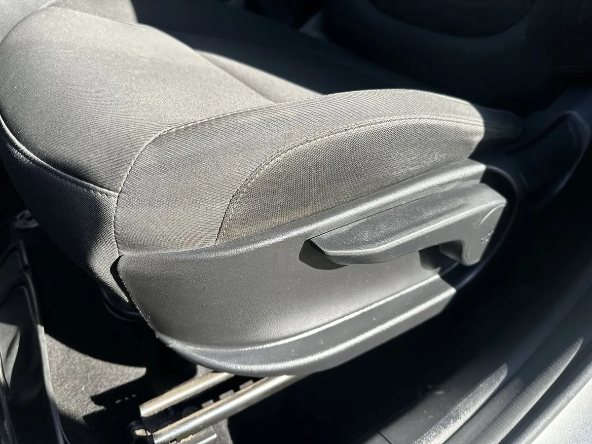 Hyundai Tucson 2.0 Nx4 Plus 2wd At 5p año 2024