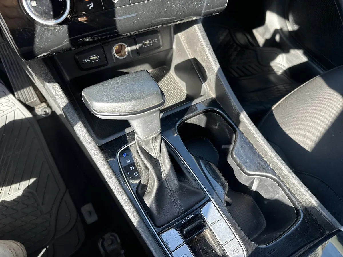 Hyundai Tucson 2.0 Nx4 Plus 2wd At 5p año 2024