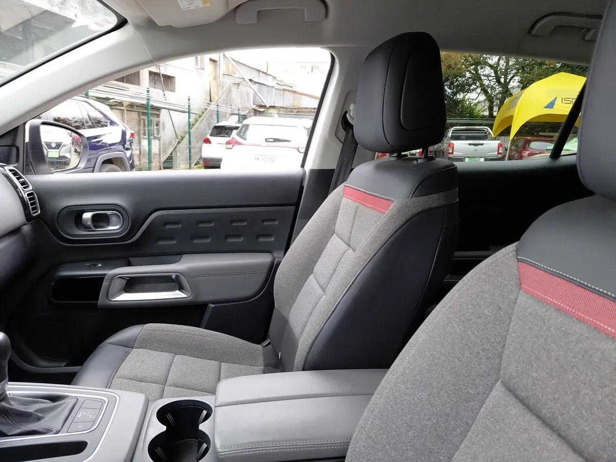 Citroen C5 Aircross 1.5 Shine Diesel 4x2 130 Ss Eat8 At 5p año 2023