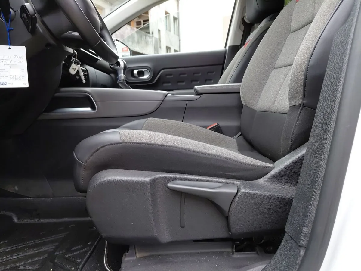 Citroen C5 Aircross 1.5 Shine Diesel 4x2 130 Ss Eat8 At 5p año 2023