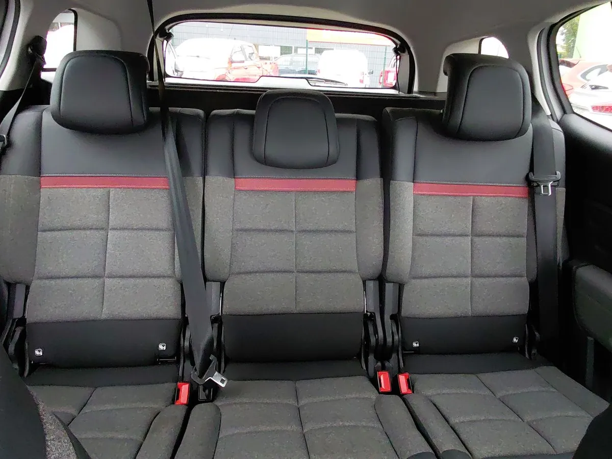 Citroen C5 Aircross 1.5 Shine Diesel 4x2 130 Ss Eat8 At 5p año 2023