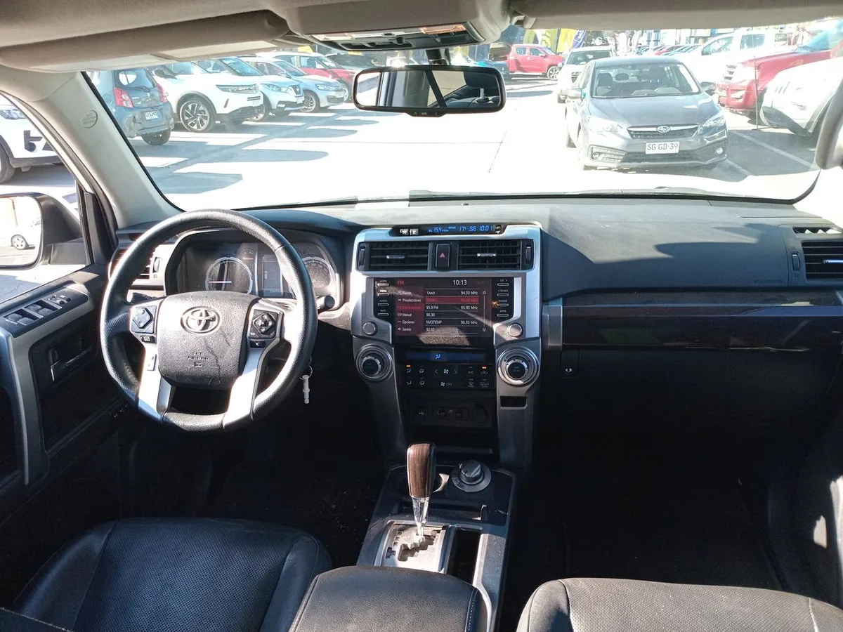 Toyota 4runner 4.0 Limited 4x4 Euro V At 5p año 2022
