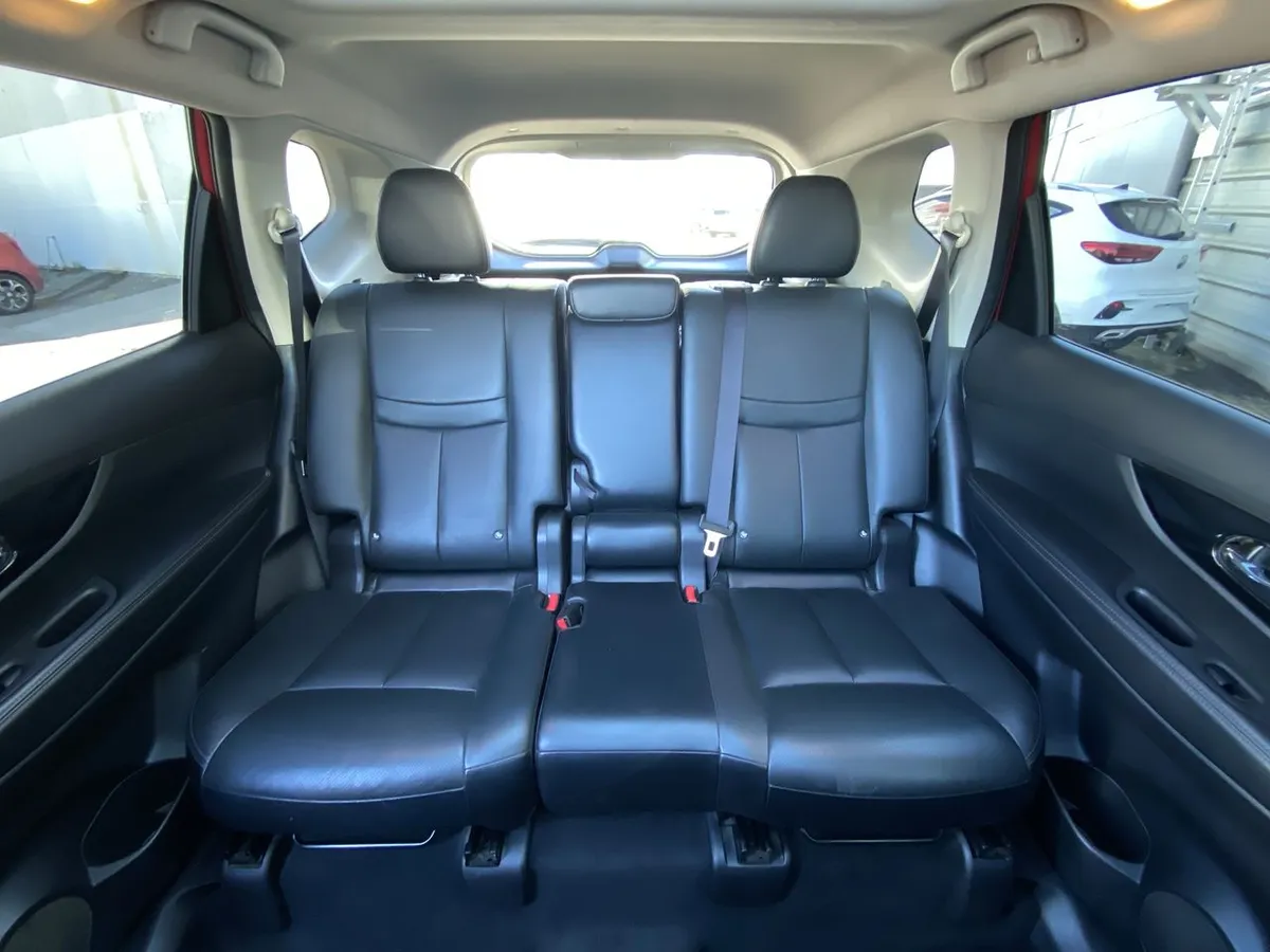 Nissan X-Trail 2.5 Exclusive Mc 4x4 Cvt At 5p año 2023