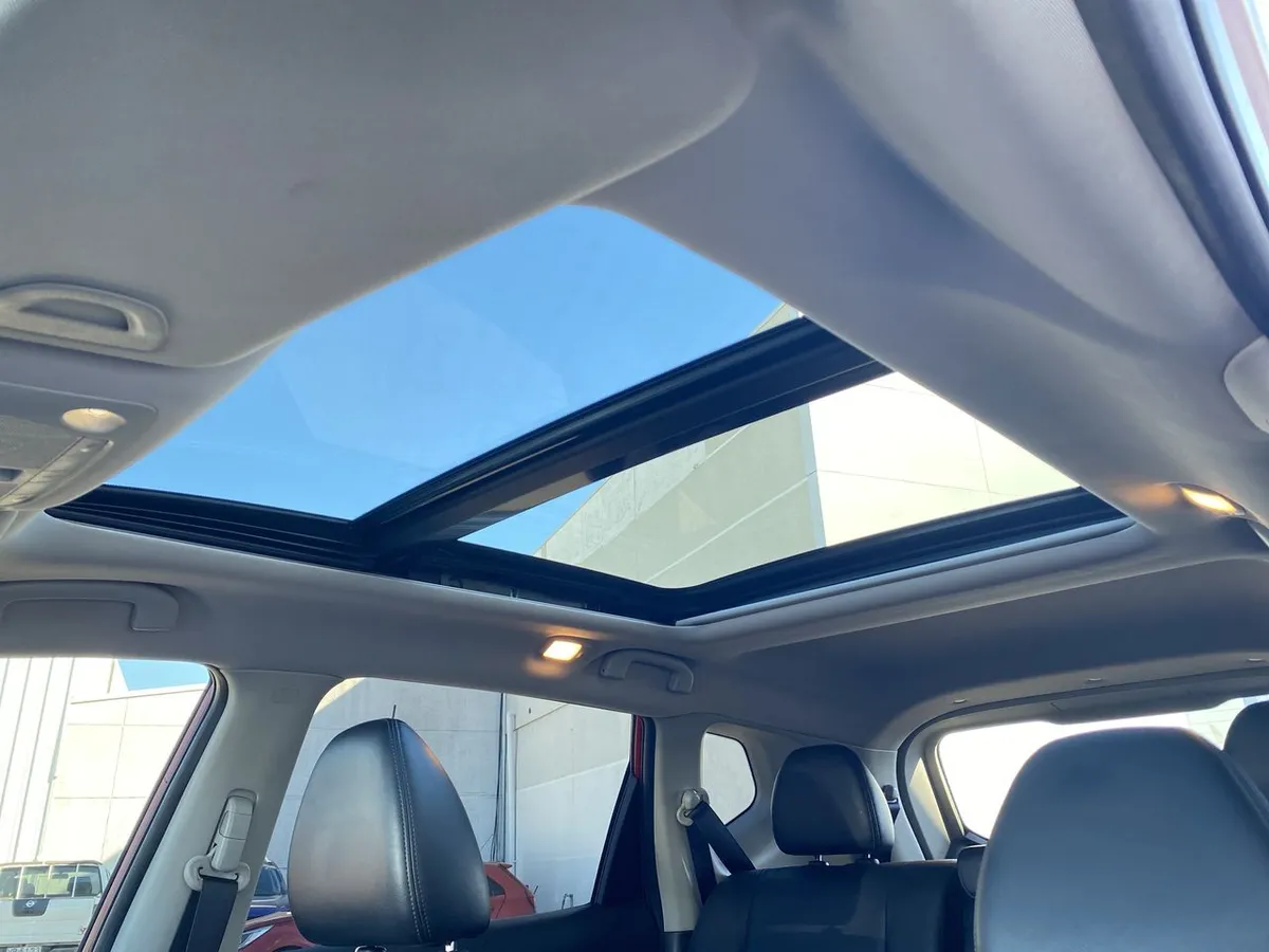 Nissan X-Trail 2.5 Exclusive Mc 4x4 Cvt At 5p año 2023