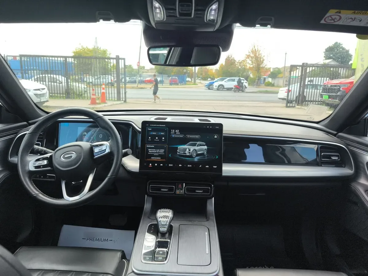GAC Gs8 2.0t Gt 2wd At 5p año 2025