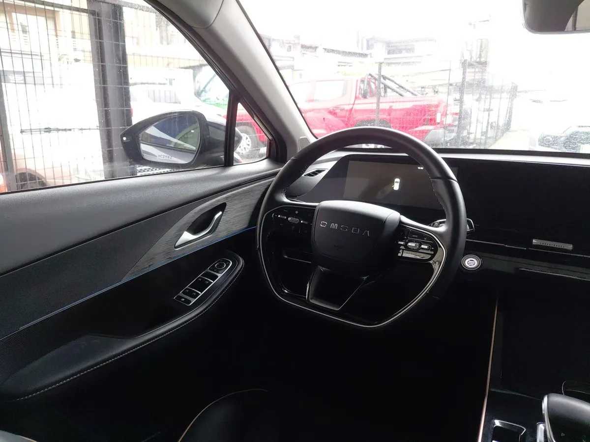 Omoda C5 1.6t Prestige 4x2 Dct At 5p año 2025
