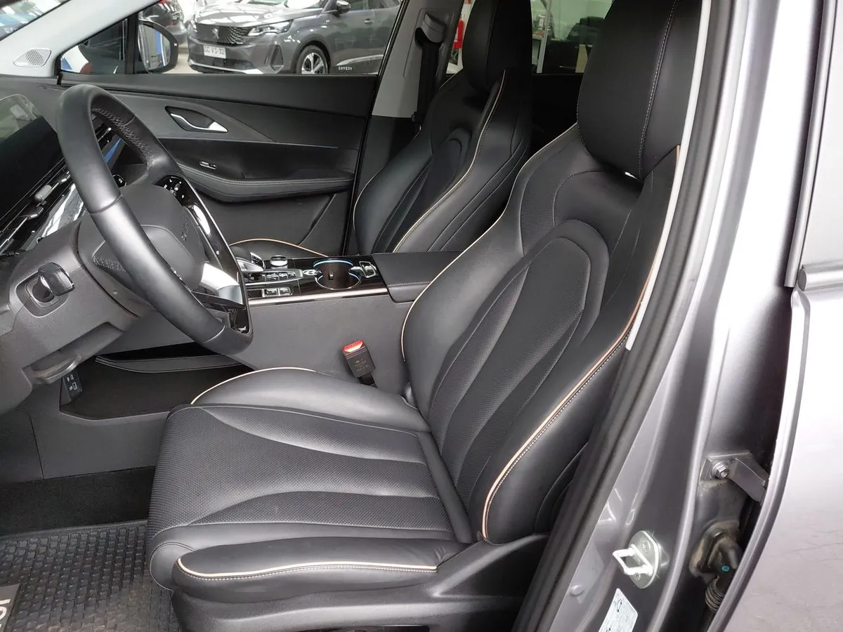 Omoda C5 1.6t Prestige 4x2 Dct At 5p año 2025