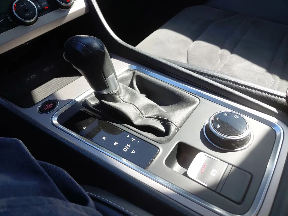 Seat Nuevo Ateca 1.4 Xperience Tsi 4x2 Dsg At 5p año 2023
