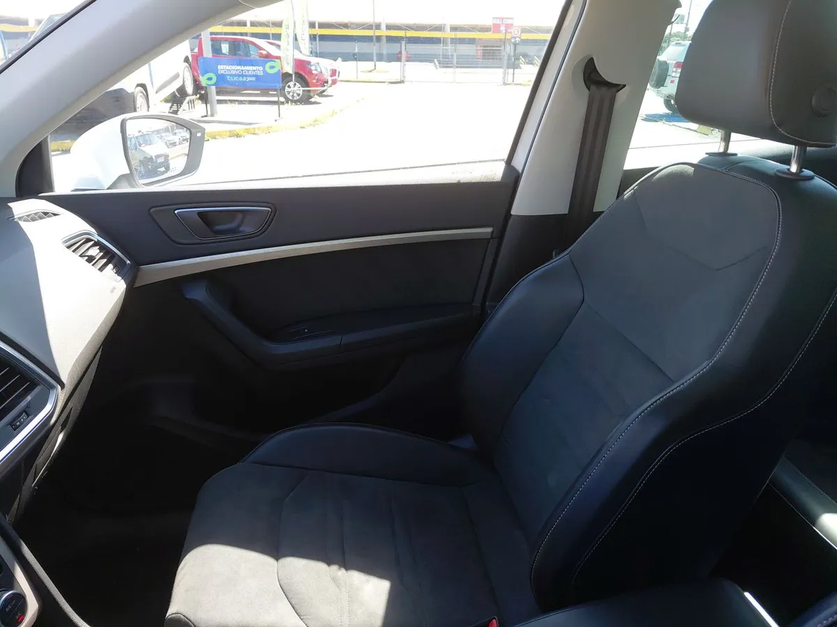 Seat Nuevo Ateca 1.4 Xperience Tsi 4x2 Dsg At 5p año 2023
