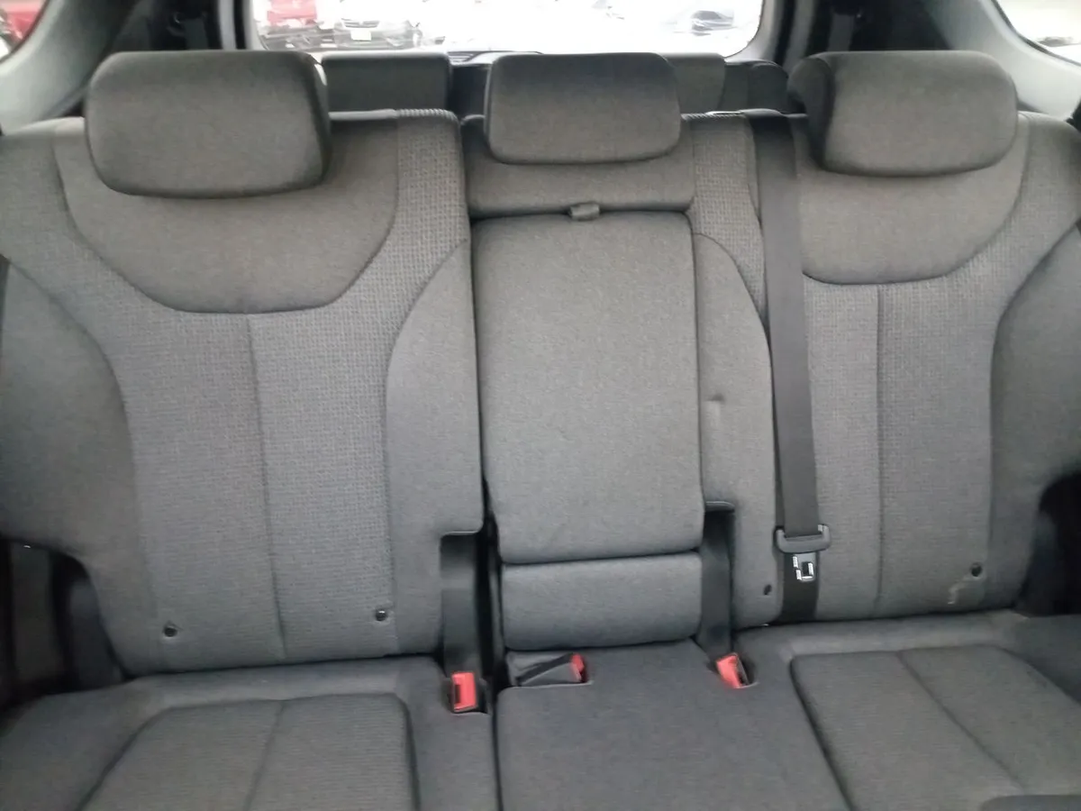 Hyundai Santa Fe 2.2 Value Fl Crdi Diesel 4wd At 5p año 2022