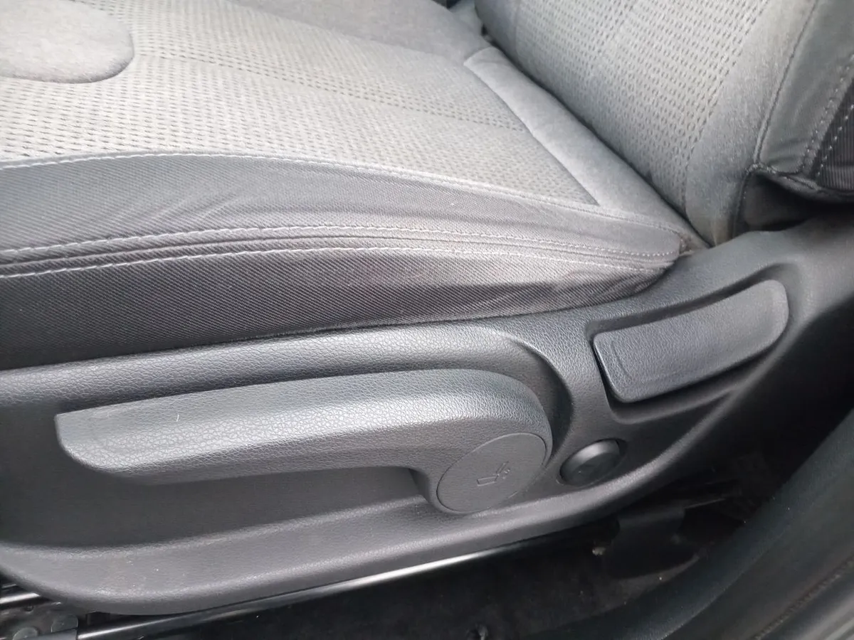 Hyundai Santa Fe 2.2 Value Fl Crdi Diesel 4wd At 5p año 2022