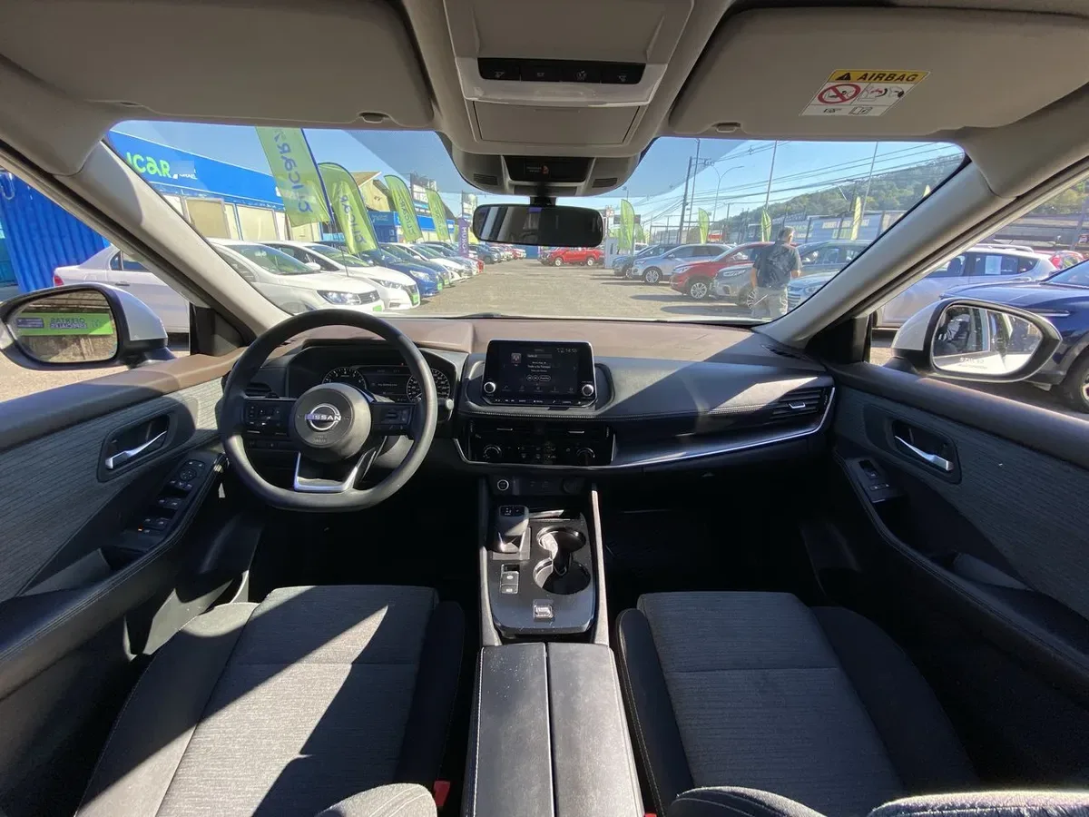 Nissan X-Trail 2.5 Sense 4x2 3row Cvt At 5p año 2024