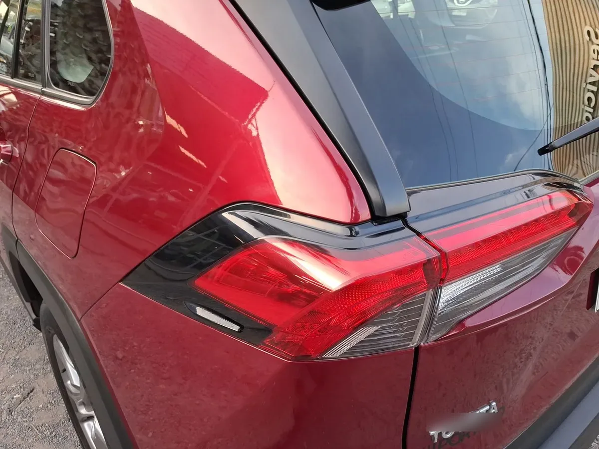 Toyota Rav 4 2.0 Le 4x2 Cvt At 5p año 2024